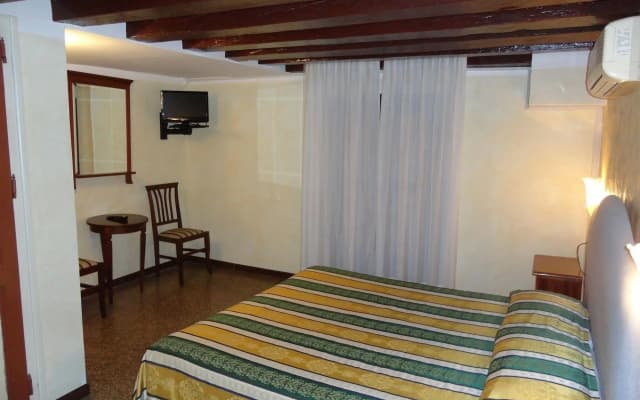 Lion Morosini Palace - photo 4