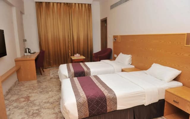 Al Reef Hotel - photo 4