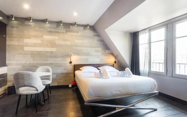 CMG - Suite Premium Tour Eiffel - 71 - photo 2