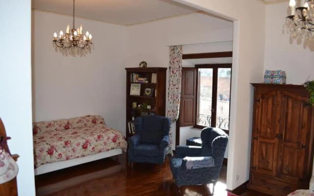 Catherine's Home - photo 5