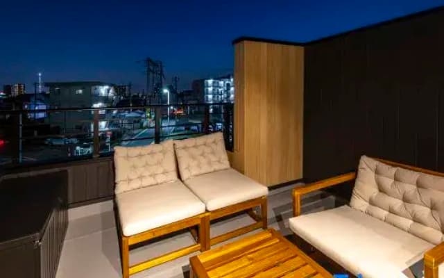 HoursHouse Elara Hotel - photo 2