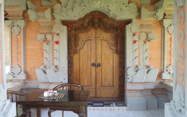 Ala's Green Lagoon Hotels - photo 2