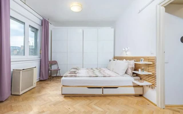 Venus Apartments Gellert Hill - photo 2