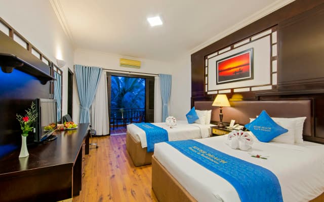 River Beach Resort and Residences - photo 3