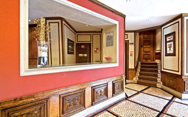 SANA Rex Hotel - photo 2