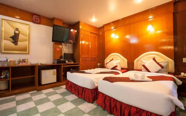 Lamai Inn Hotel - photo 3