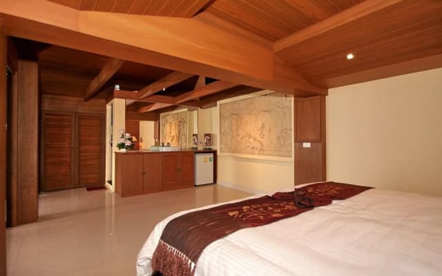 Longtail Suites - photo 4