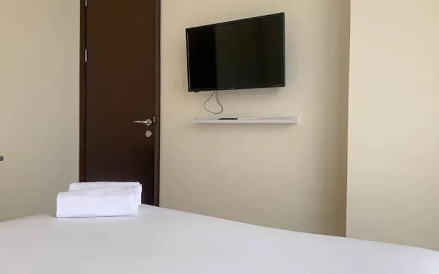 Elegant 2Br With Private Lift At Menteng Park Apartment - photo 5