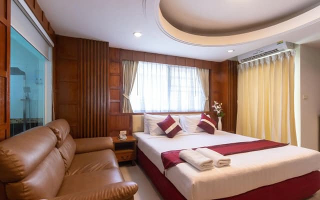 Gusto Hotel Pratunam - photo 4