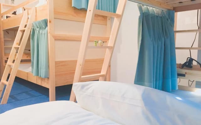 Guesthouse Gloire - Hostel - photo 2
