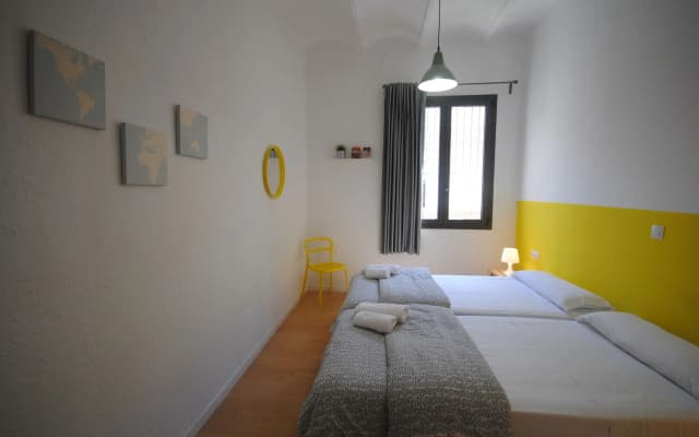 Bed & Bike Hostel Barcelona - photo 5