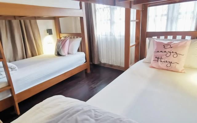 Stay Here Hostel - photo 4