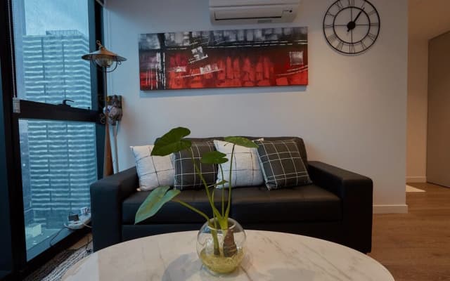 Melbourne Cozy Modern CBD Best Location - photo 2