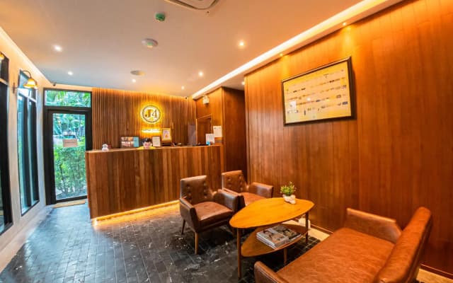J4 Hotel Samui - photo 2
