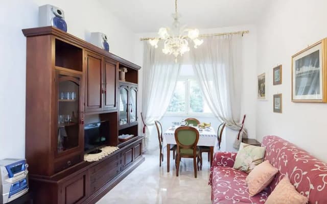 Caterina Embassy Apartment - photo 2