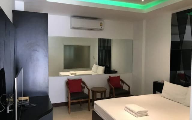 Picasso Hotel 24 Inn - photo 2