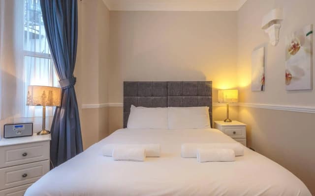 Castletown House Apartments - photo 3