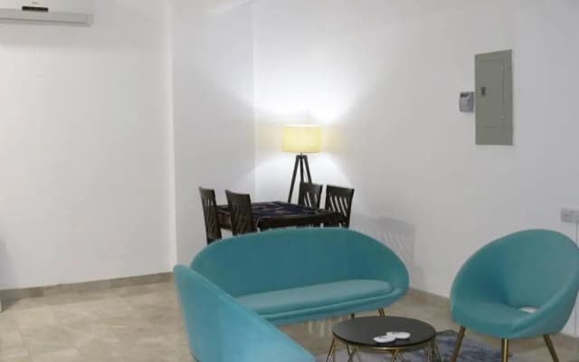 Serviced 2 bedroom apartment , with lovely view. - photo 2