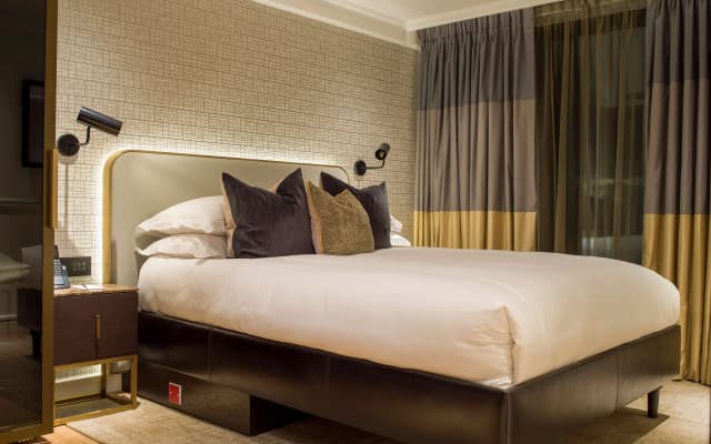 The Guardsman Hotel and Residences - photo 4