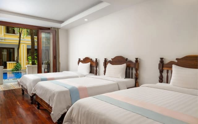 La Residence WatBo Hotel - photo 5