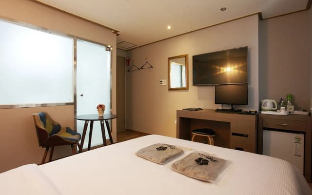 Free Hotel - photo 3
