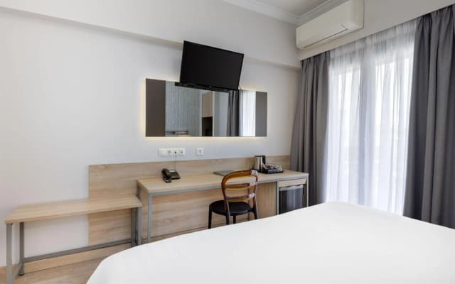 Pan Hotel - photo 5