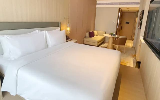 Elong Hotel Jakarta PIK - photo 4