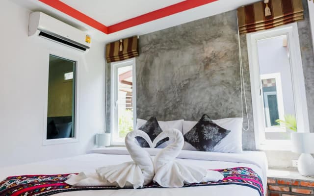 Popular Lanta Resort - photo 2