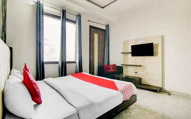 OYO Flagship 80529 Sg Hotel - photo 3