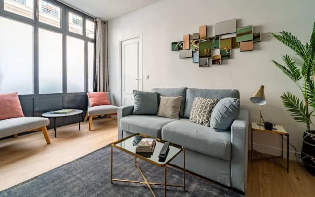 Beautiful 2-bedroom Apartment in South Pigalle - photo 5