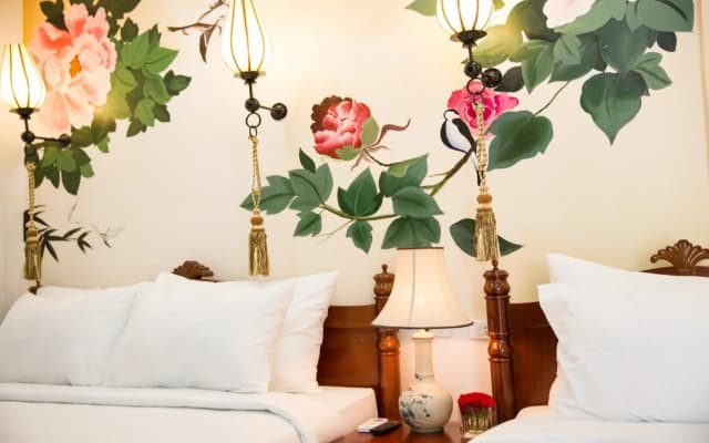 Ancient Lane Hotel - photo 4