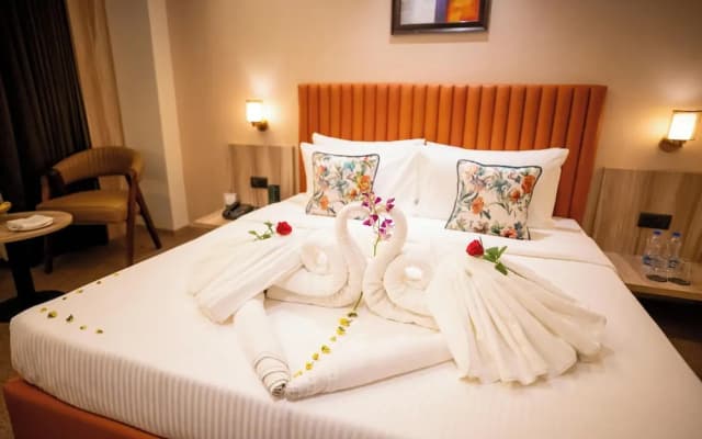 Aster Grand By Zenq Saket - photo 4