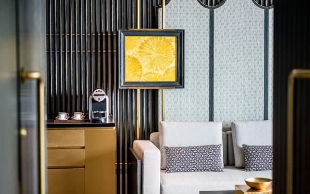 Hoiana Hotel & Suites - photo 3