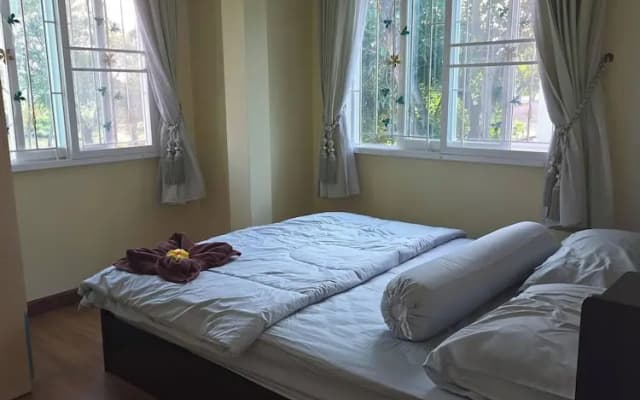 Charming 3-bedroom House With Pool Near Lat Krabang Airport - photo 4