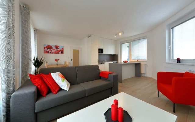 CityWest Apartments - photo 3