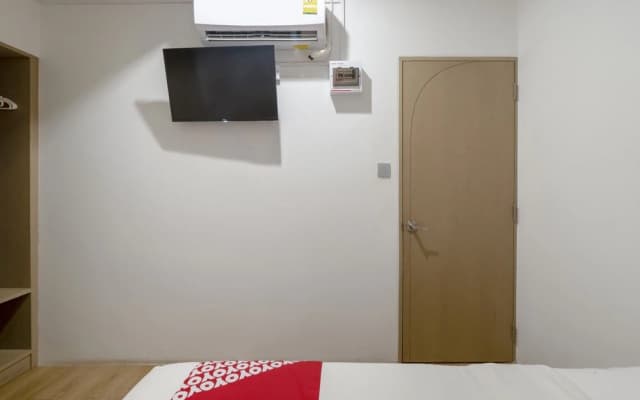 OYO 982 Charurat Suite - photo 2