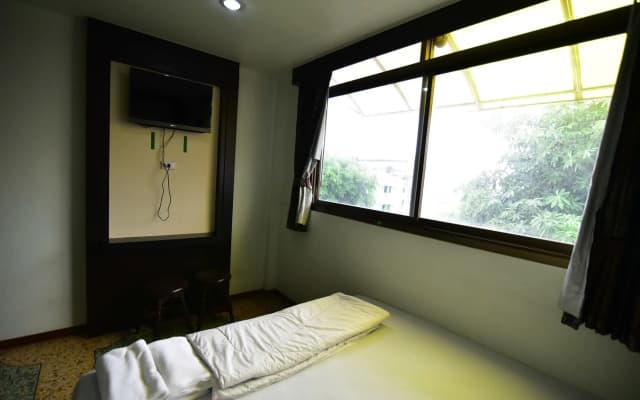 Thara House - photo 5