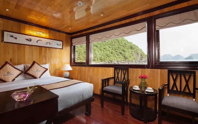 Garden Bay Luxury Cruise - photo 5