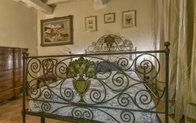 Epoque Halldis Apartment - photo 2