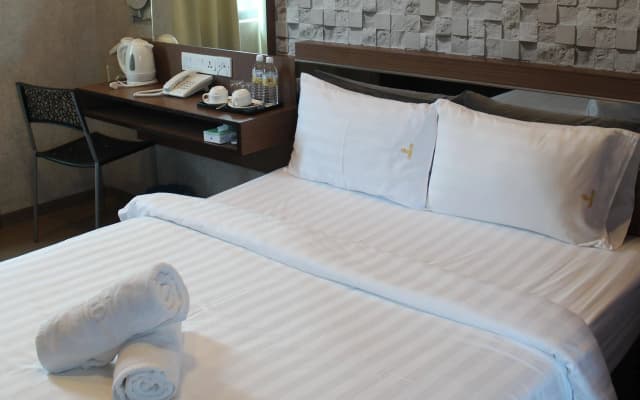 Hotel Golden View Nilai - photo 2