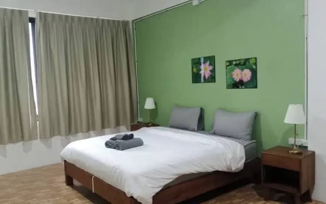 Tom Guest house - photo 3