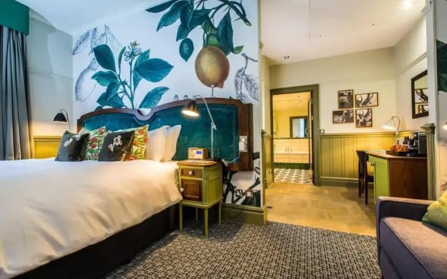 Orange Tree Hotel - photo 3