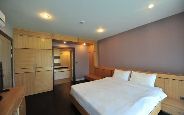 The Unity & The Bliss Patong Residence - photo 2