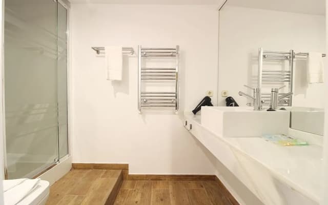 Luminous Apartment in Chueca Allôhousing - photo 4