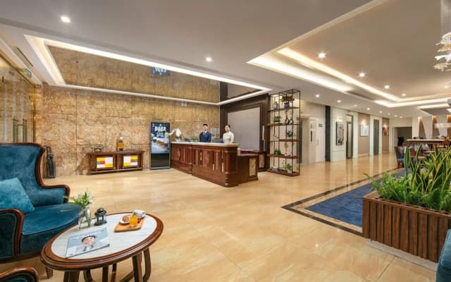 Gloud Hotel - photo 2