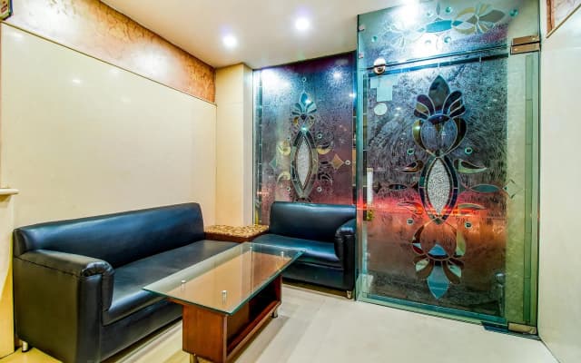 Hotel Jaggi Palace - photo 3