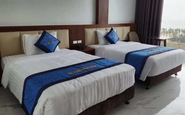 Ha Long Land Hotel - photo 3