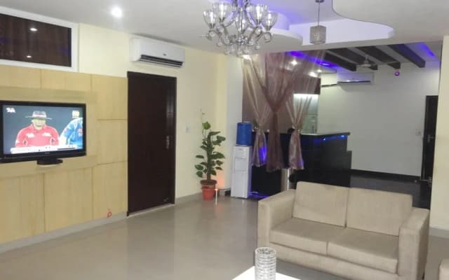 Kehar Palace by OYO Rooms - photo 2