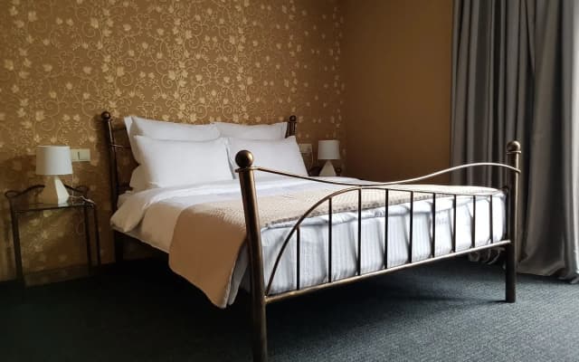 Redline Hotel - photo 5
