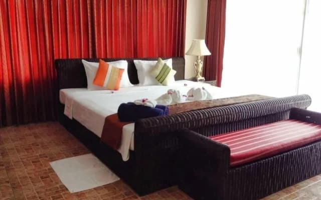 Baan Dork Bua Villa - photo 3